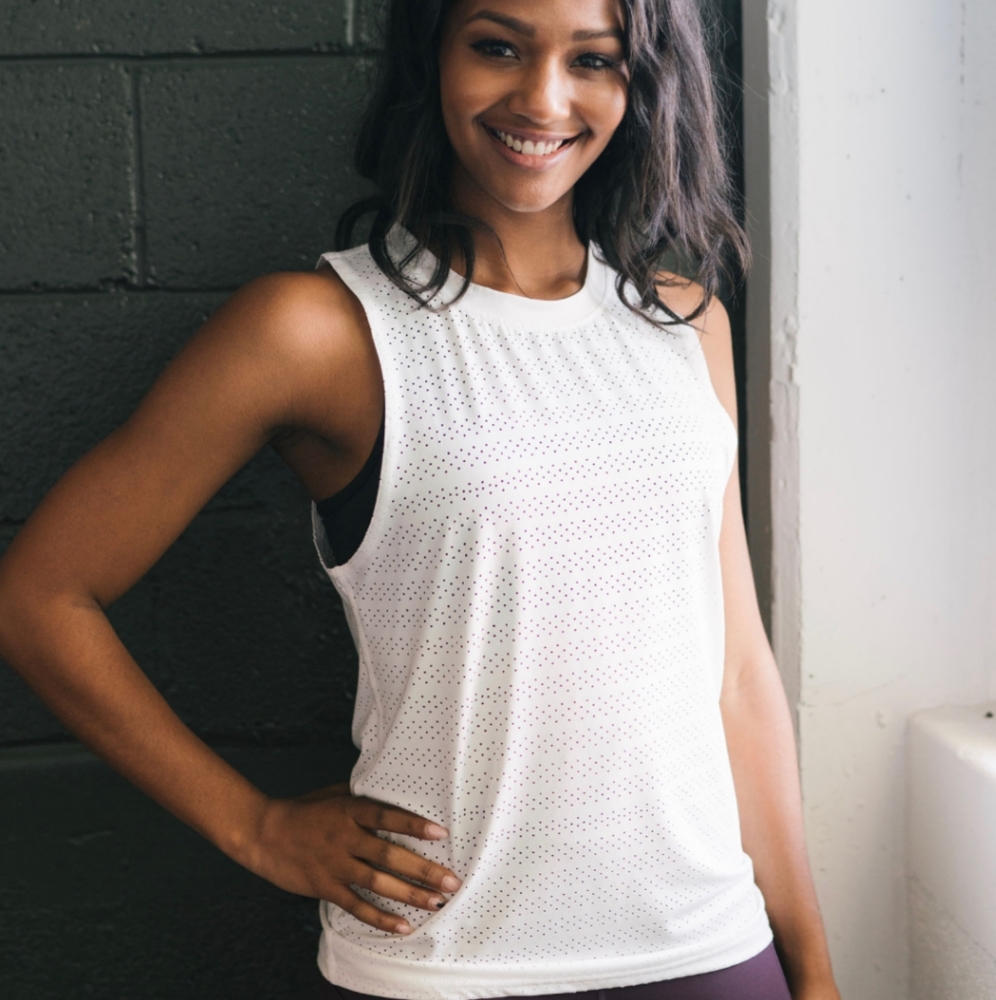 Zyia Active White Chill Tank Small
